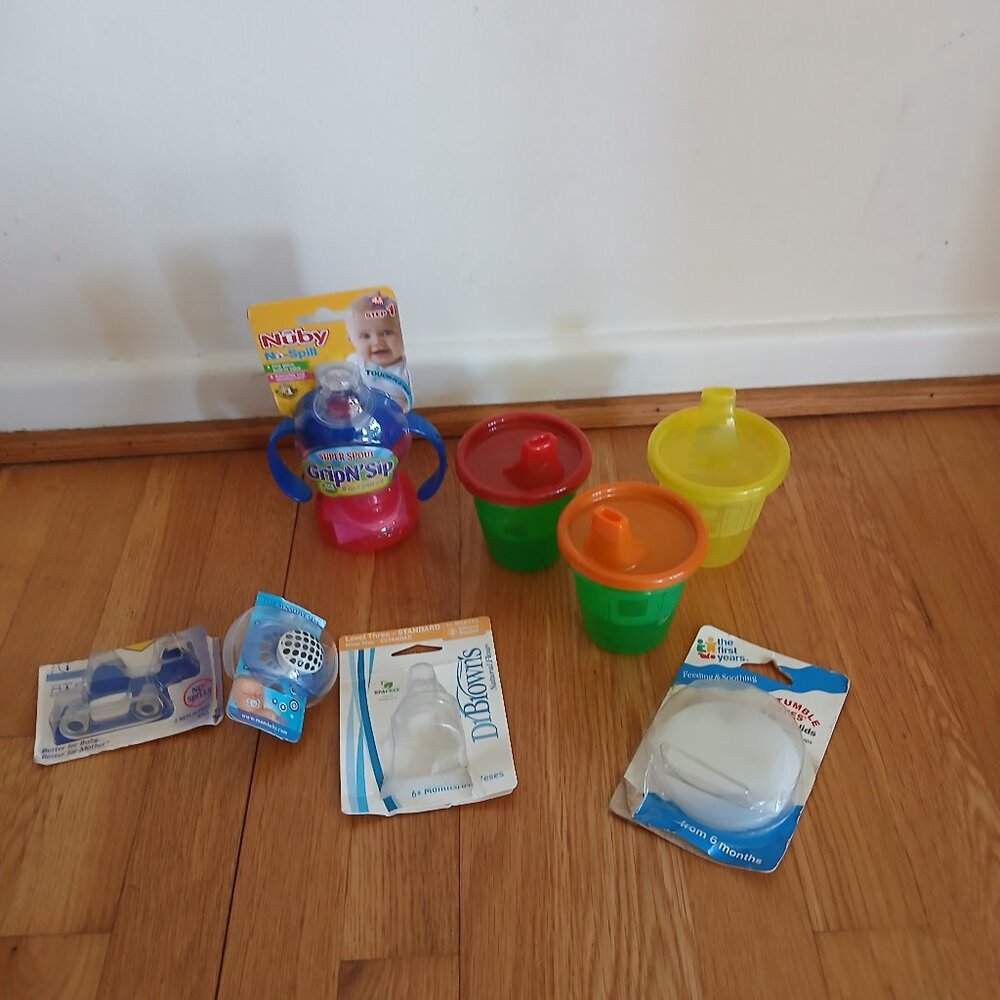 Nuby Step-1 Sippy Cup + 3 Toddler cups + Pacifier New